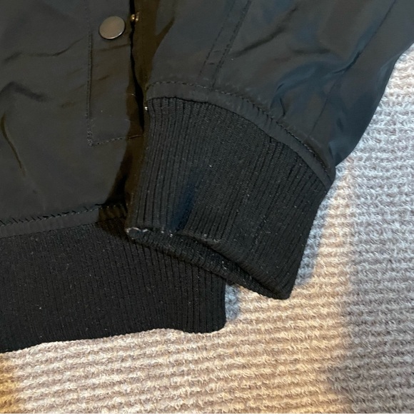 Tommy Hilfiger winter and fall black jacket - Picture 15 of 16